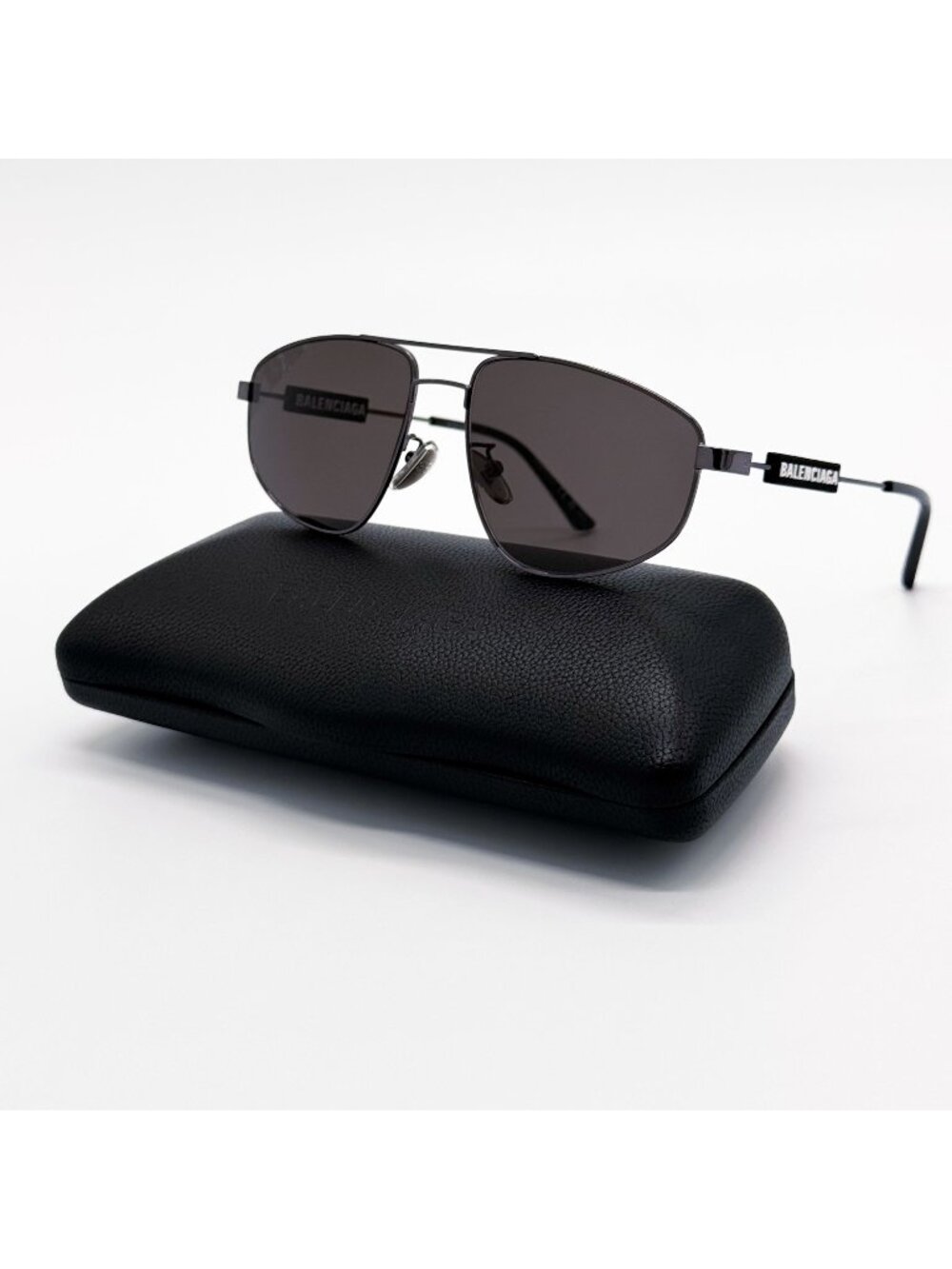 NEW BALENCIAGA BB0115S 001 SUNGLASSES BLACK PILOT UNISEX EYEWEAR BALENCIAGA - Picture 2 of 11